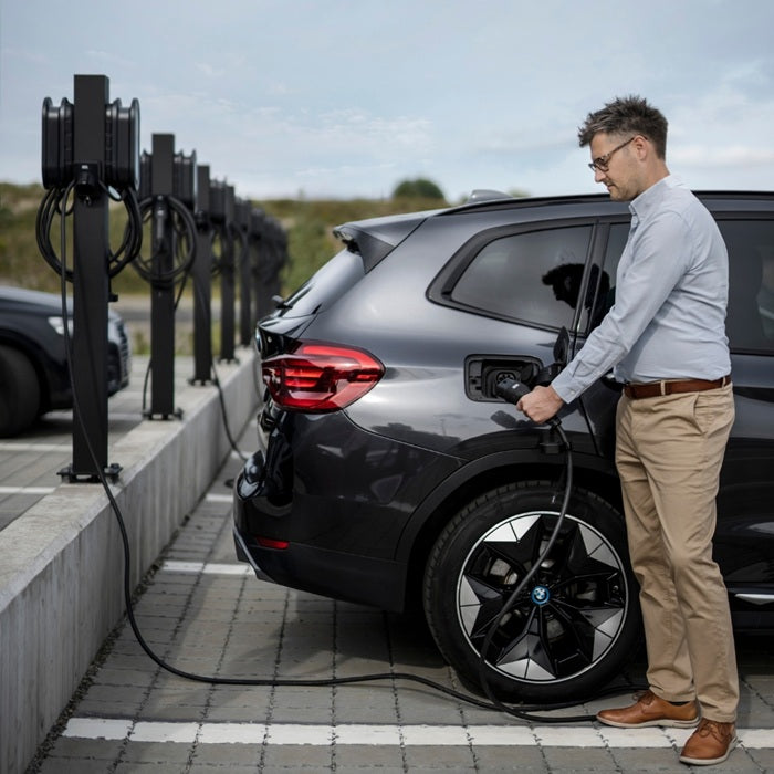 Defa Power S – MID, 22kW, älykäs latausasema yrityskäyttöön