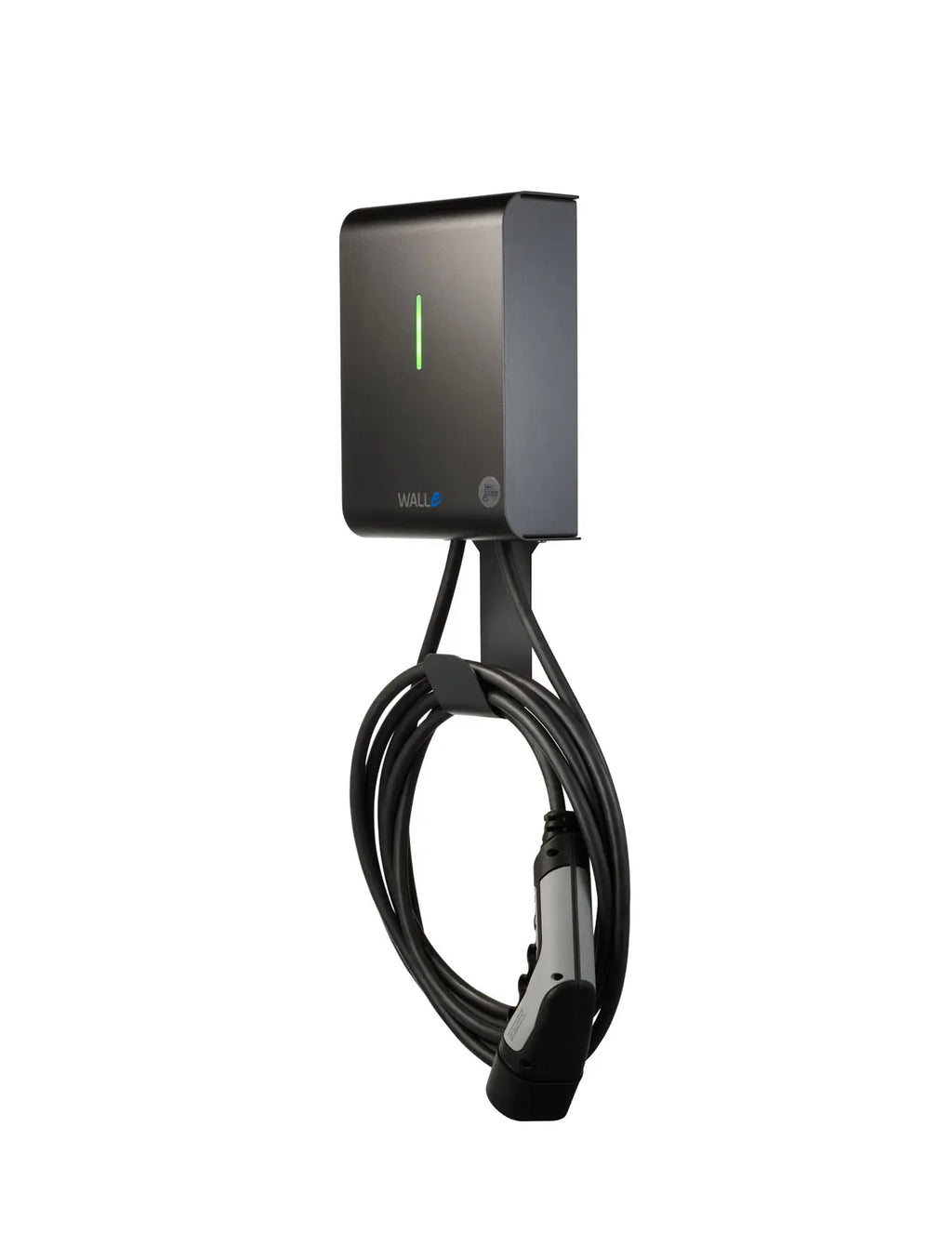 Walle16S latausasema valkoinen sivuviistosta kuvattuna